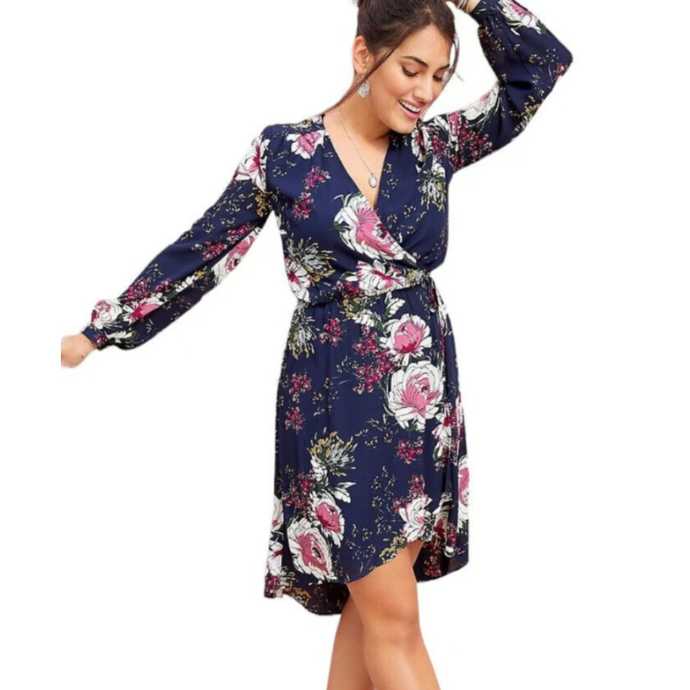 Maurices Navy Blue Floral Print V-Neck Long Sleeve Wrap Dress Womans Size‎ 2XL